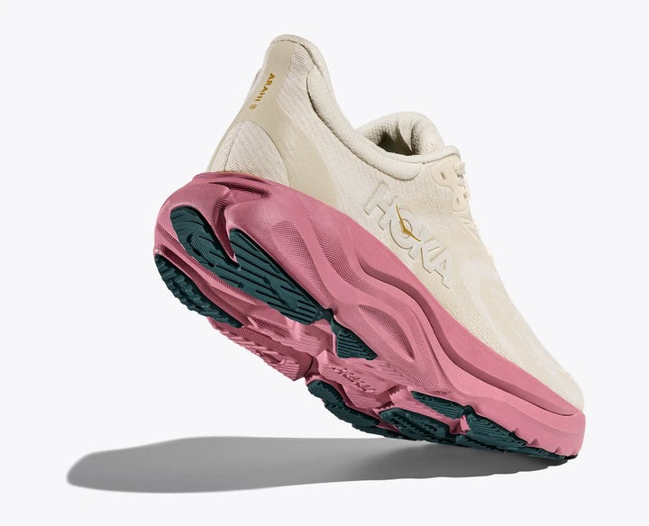 Women's Arahi 8