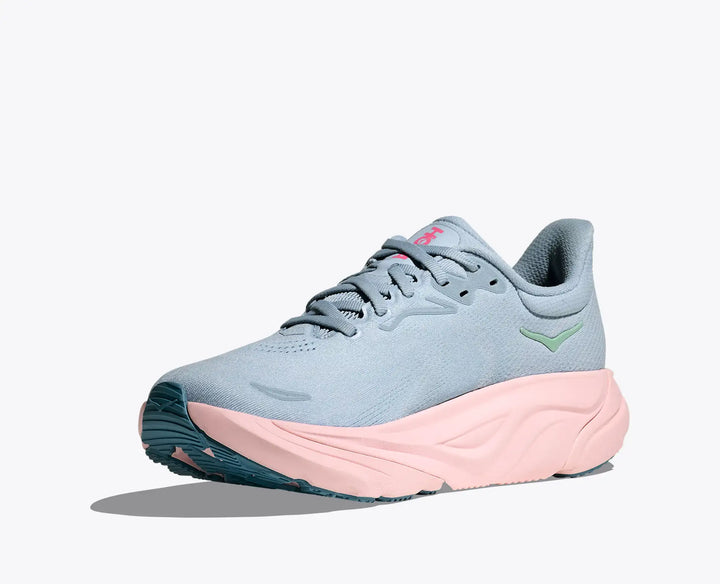 Women's Arahi 8