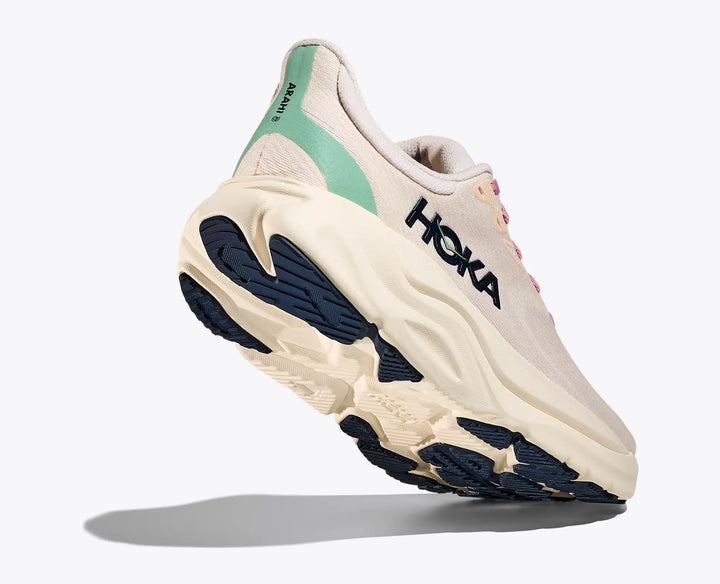 Women's Arahi 8