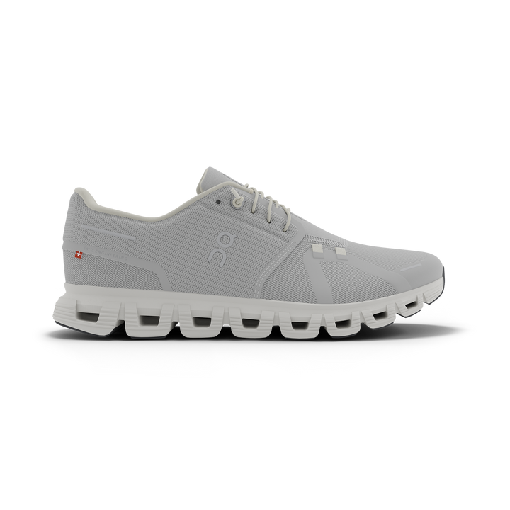 Women's Cloud 6