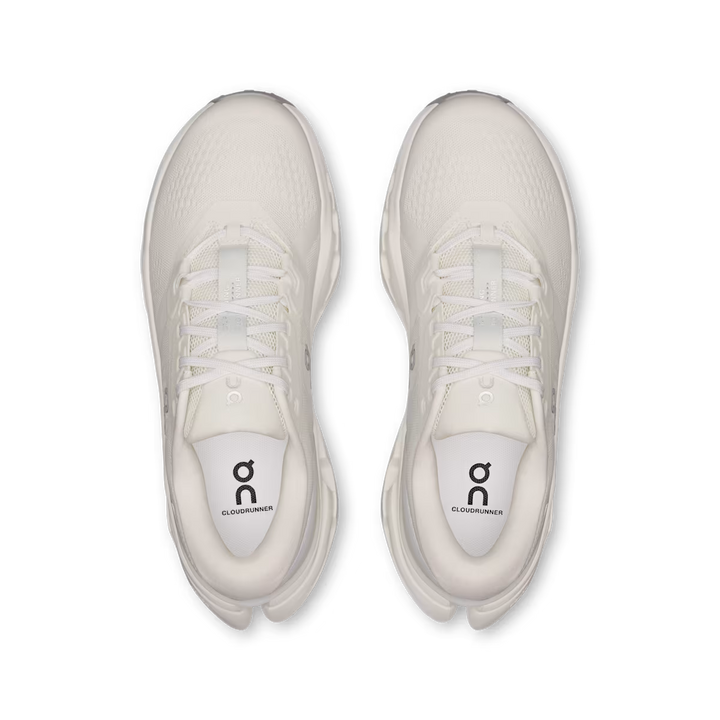 Women's On Cloudrunner 3