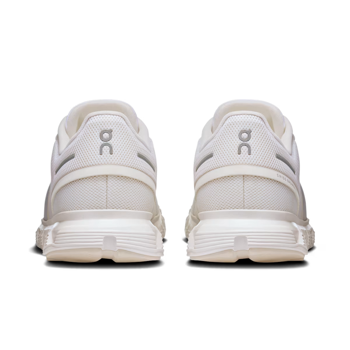 Women's Cloud 6