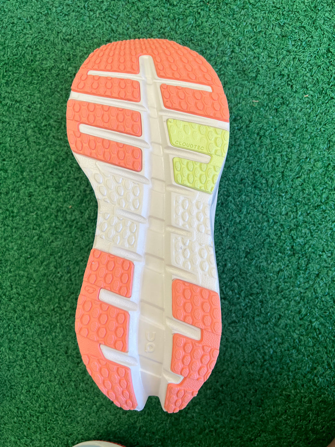 Women's On Cloudrunner 3