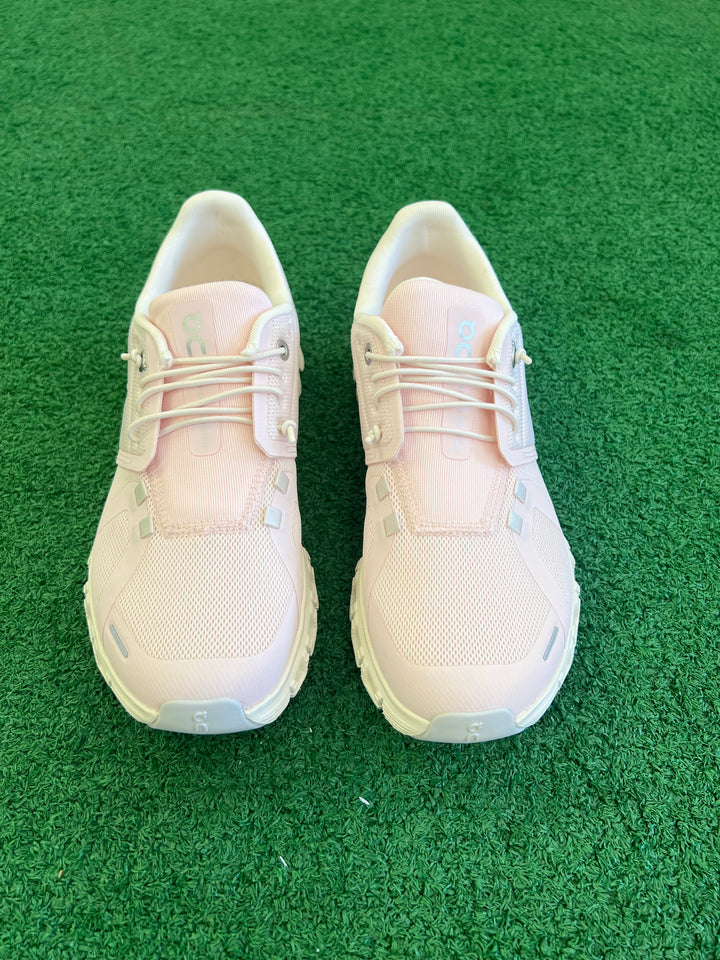 Women's Cloud 6