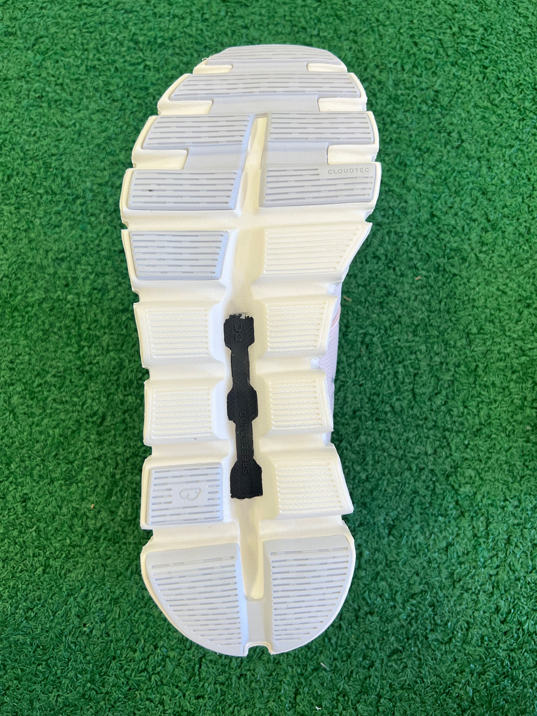 Women's Cloud 6