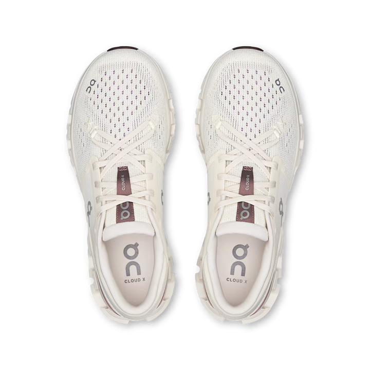 Women's Cloud X 4